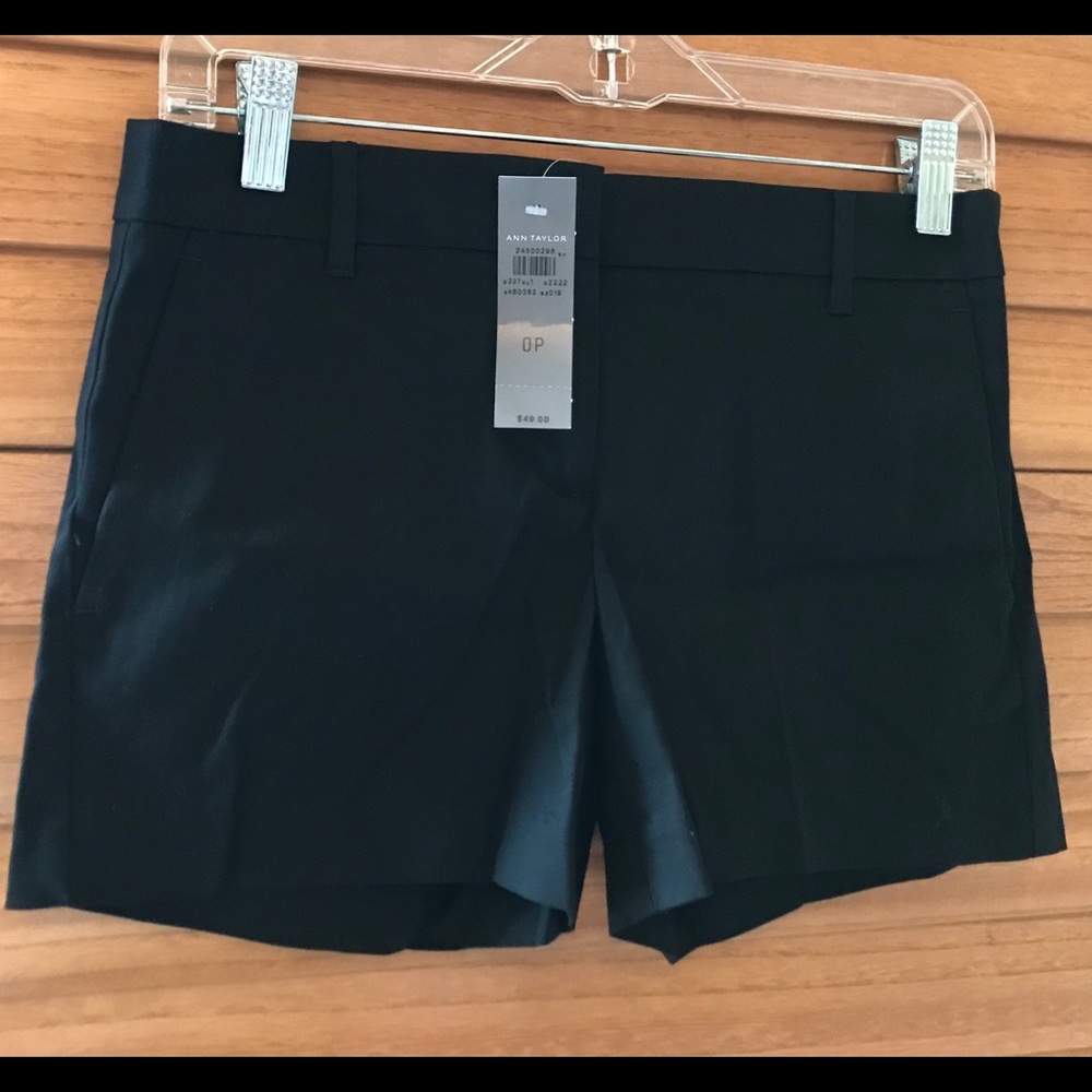 The City Short - Black - NWT! Stylish & Sexy